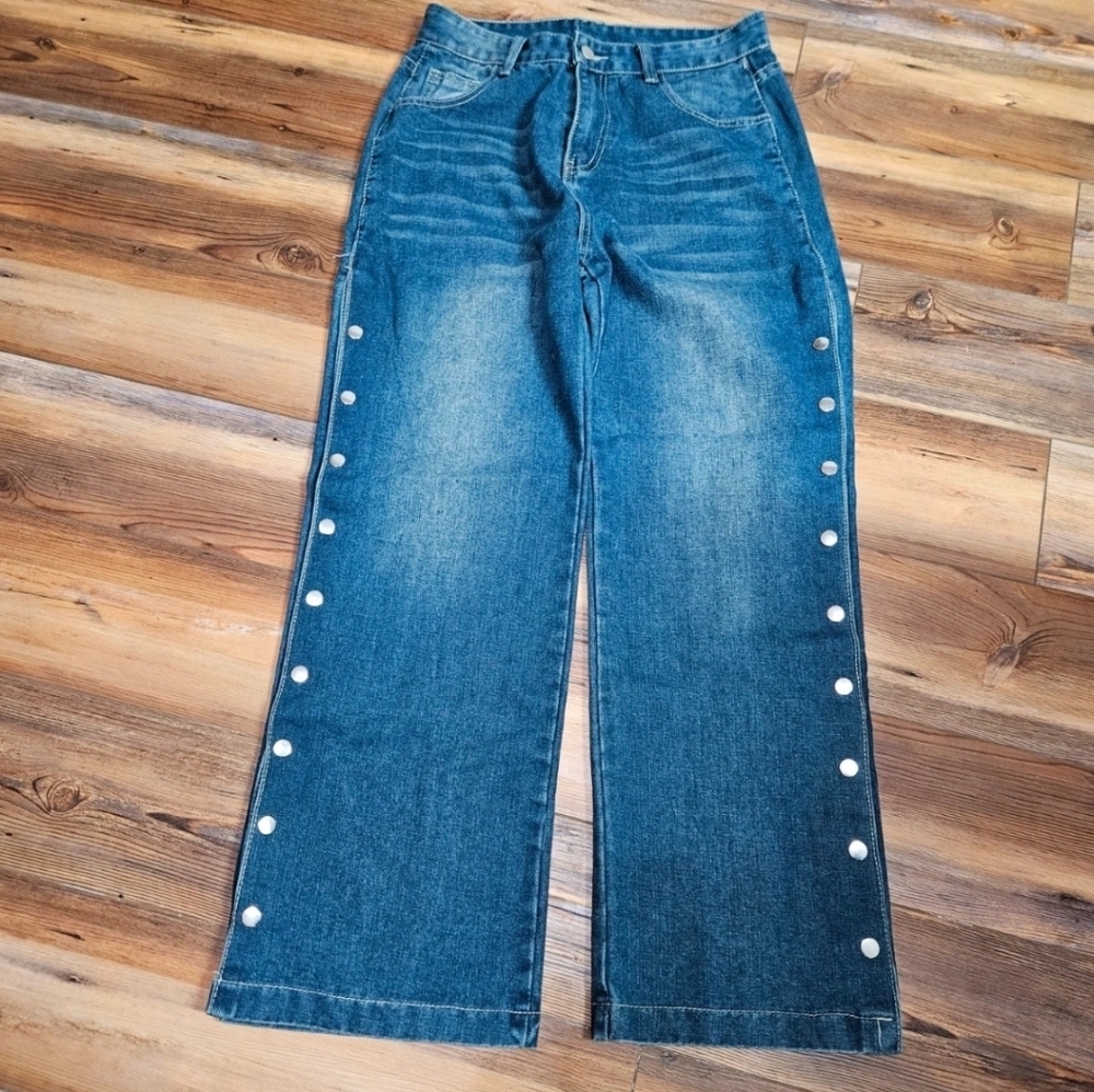 Women's Scandi Girl Blue Wide-Leg Jeans with Button Detail